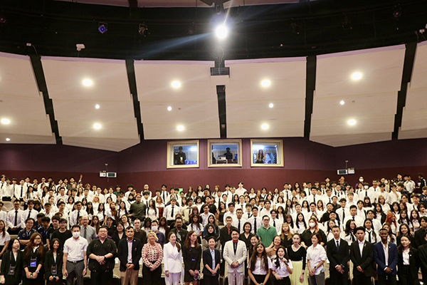 วิทยาลัยนานาชาติ ม.รังสิต จัดพิธีปฐมนิเทศต้อนรับน้องใหม่เทอม S/68
