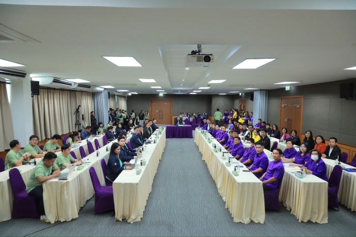 ดีอี ลงพื้นที่พิษณุโลก หนุนใช้งาน e-Office ยกระดับบริการ ปชช. เผย 5 เดือน ใช้งานแล้วกว่า 600,000 Users ทั่วประเทศ พร้อมมุ่งสู่รัฐบาลดิจิทัล