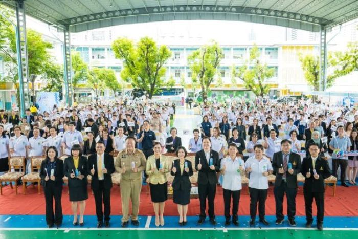 ไลอ้อน ประเทศไทย เดินหน้า “Sandbox Model จังหวัดเด็กฟันดี” ส่งรถทันตกรรมร่วม Kick Off โรงเรียนพญาไท