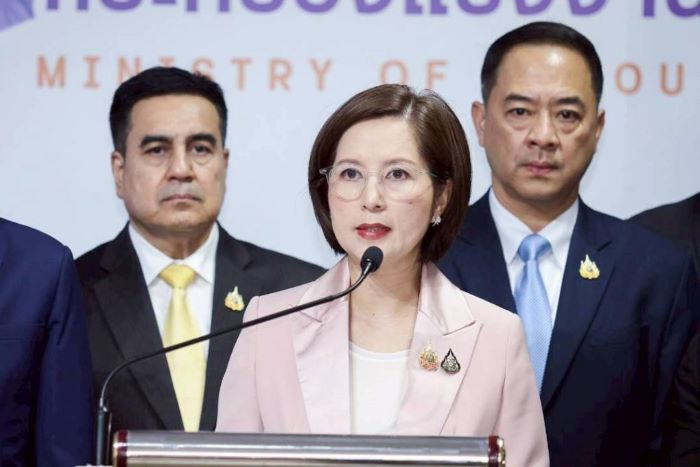 "ตรีนุช" ส่ง 5 เสือแรงงาน ระดมกำลังช่วยผู้ประสบอุทกภัย ฟื้นฟูหลังน้ำลดให้ประชาชนกลับมาประกอบอาชีพได้โดยเร็ว