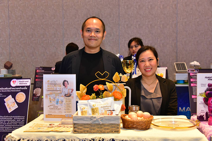 มทร.ธัญบุรี ปั้นนวัตกรรม ‘เส้นโปรตีน 20 กรัม’  ช่วยผู้สูงวัยสู้กล้ามเนื้อสลาย ด้วยเทคโนโลยีเอนไซม์สุดล้ำ